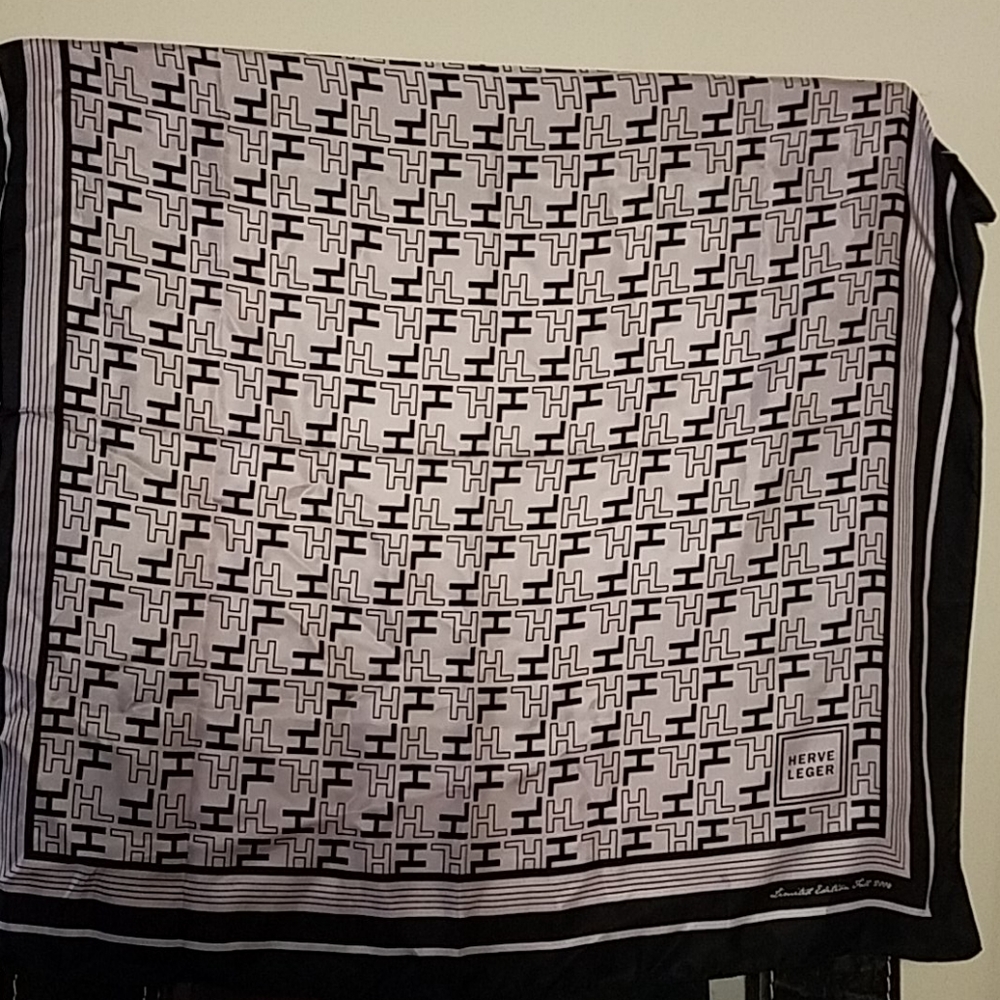 Herve Leger Silk Scarf limited edition 2008 - Picture 5 of 5